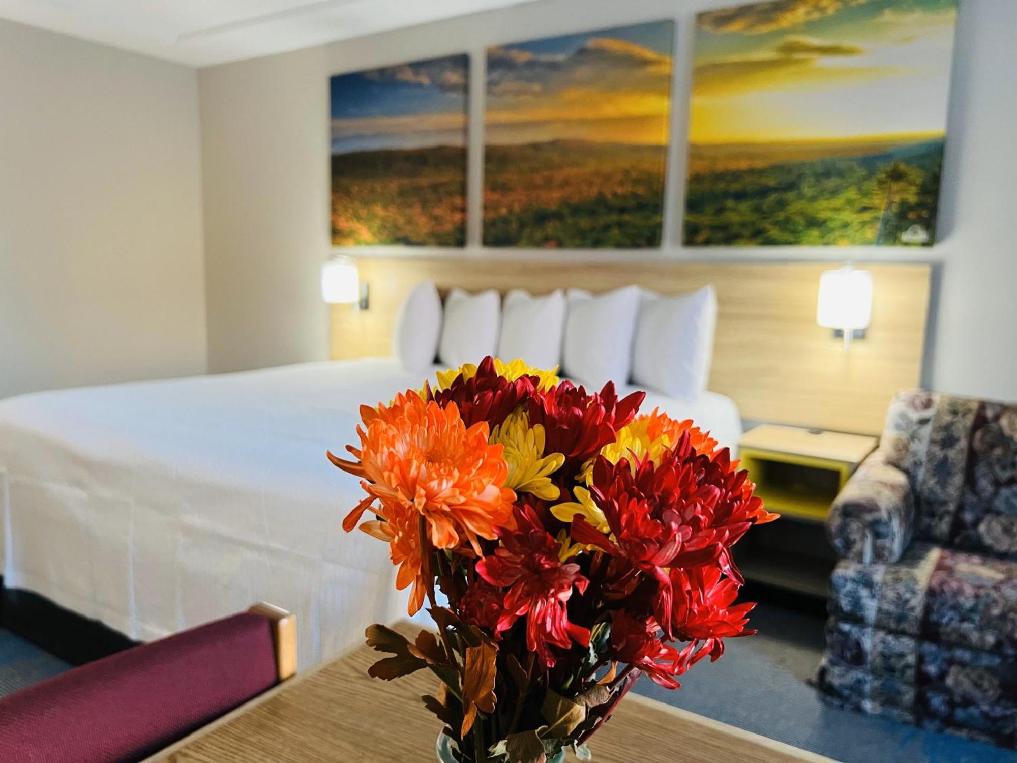 Days Inn By Wyndham Jamestown Dış mekan fotoğraf