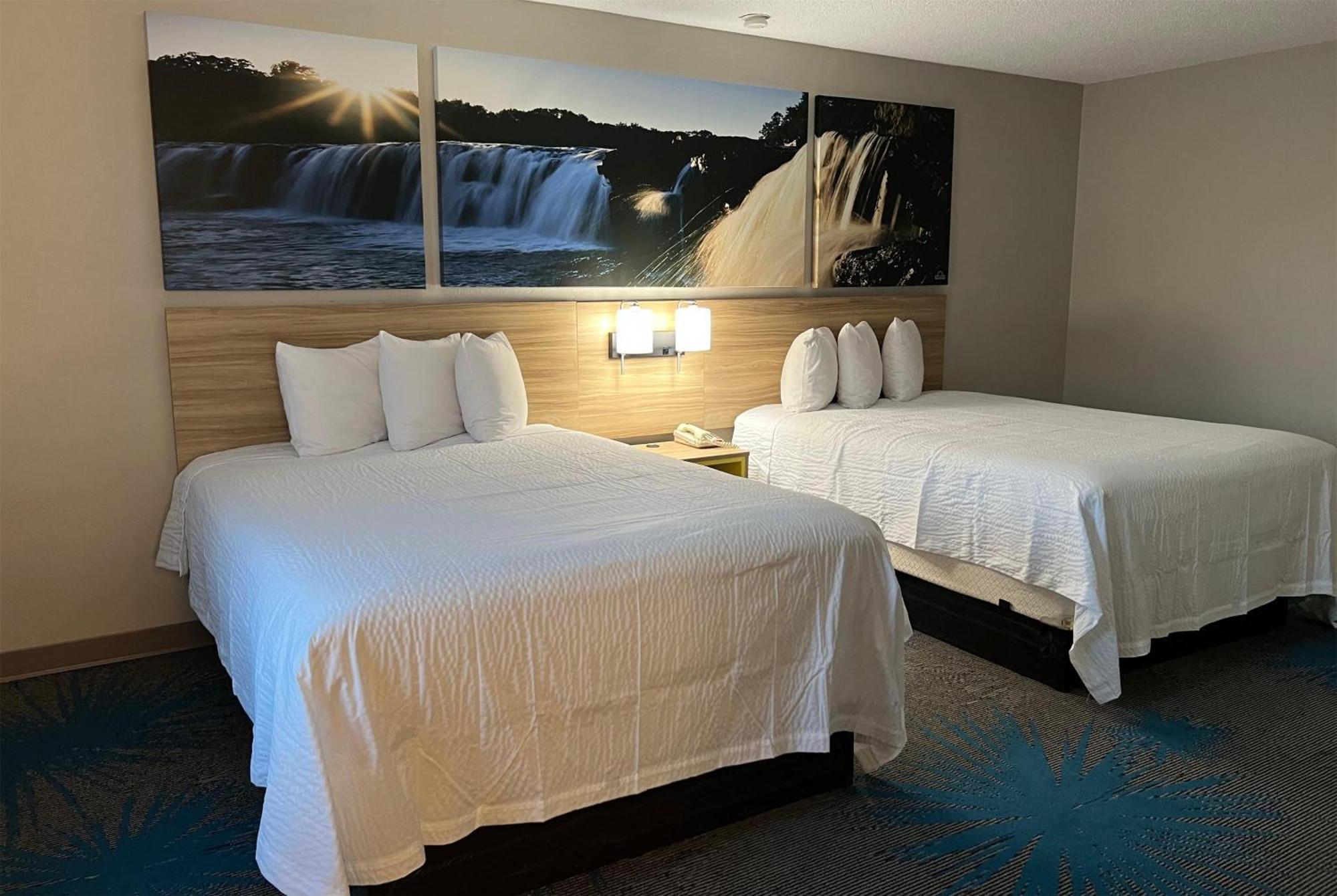 Days Inn By Wyndham Jamestown Dış mekan fotoğraf